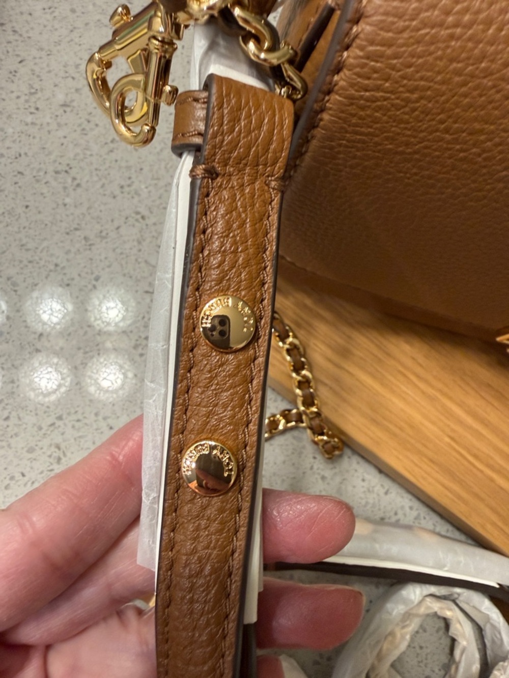 Tory Burch Tan Leather Convertible Crossbody with Gold Logo 2 adjustable straps - Picture 3 of 13
